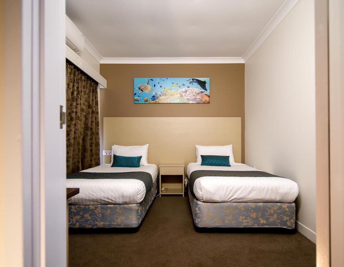 Hamilton'S Queanbeyan Motel Exteriör bild