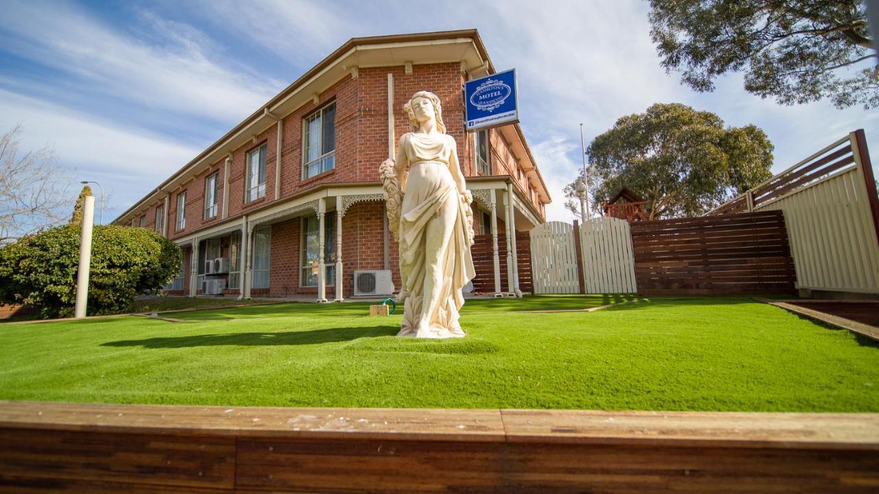 Hamilton'S Queanbeyan Motel Exteriör bild